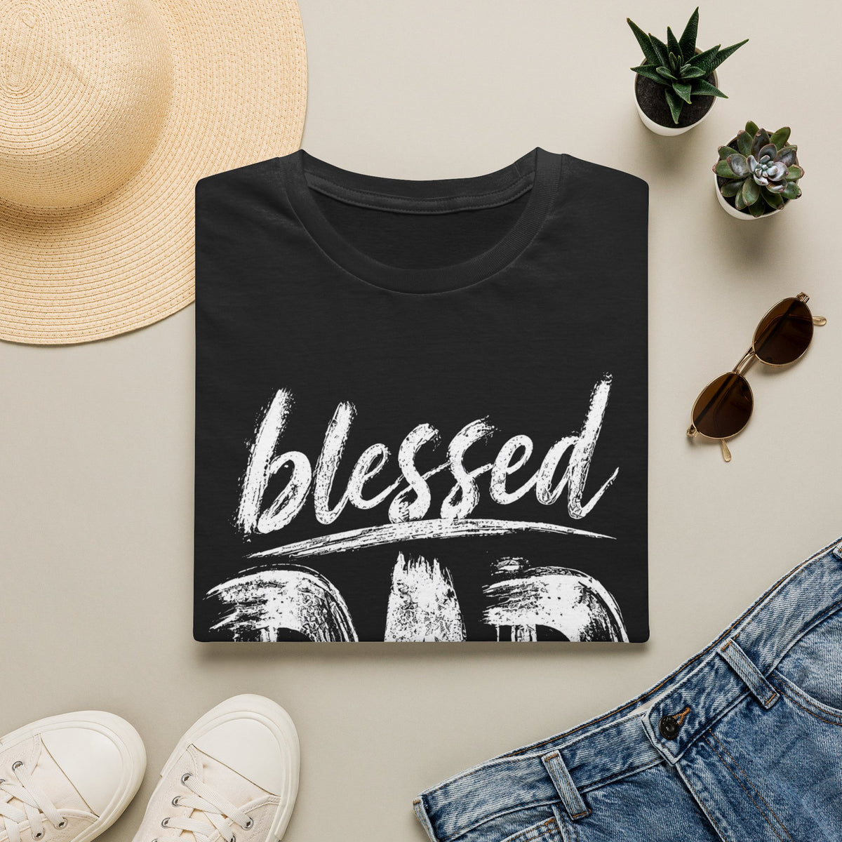 Blessed Mom T‑Shirt — Vintage Script 'Blessed Mom' Graphic Tee